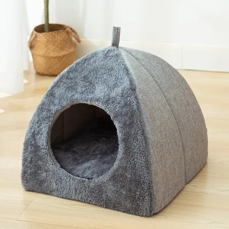 FURREAU™ Triangle Closed Nest